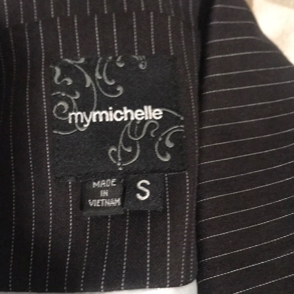 Black Blazer - Picture 2 of 3